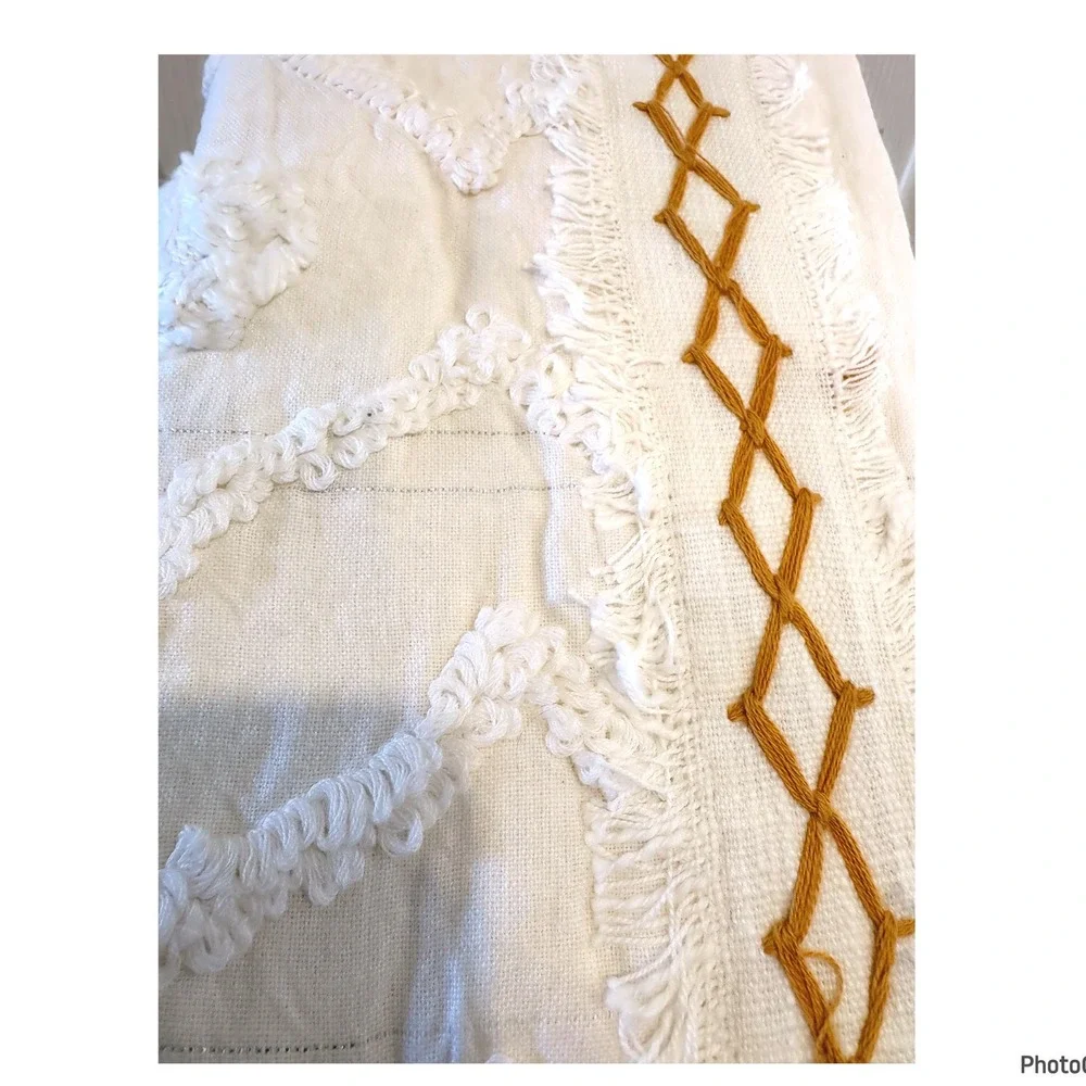 New Anthropologie Tufted Cidra Euro Sham 26